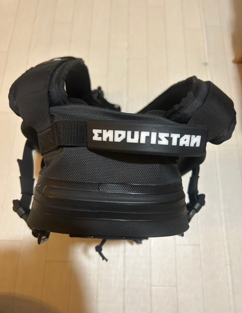 ENDURISTAN ハリケーンバックパック 15L