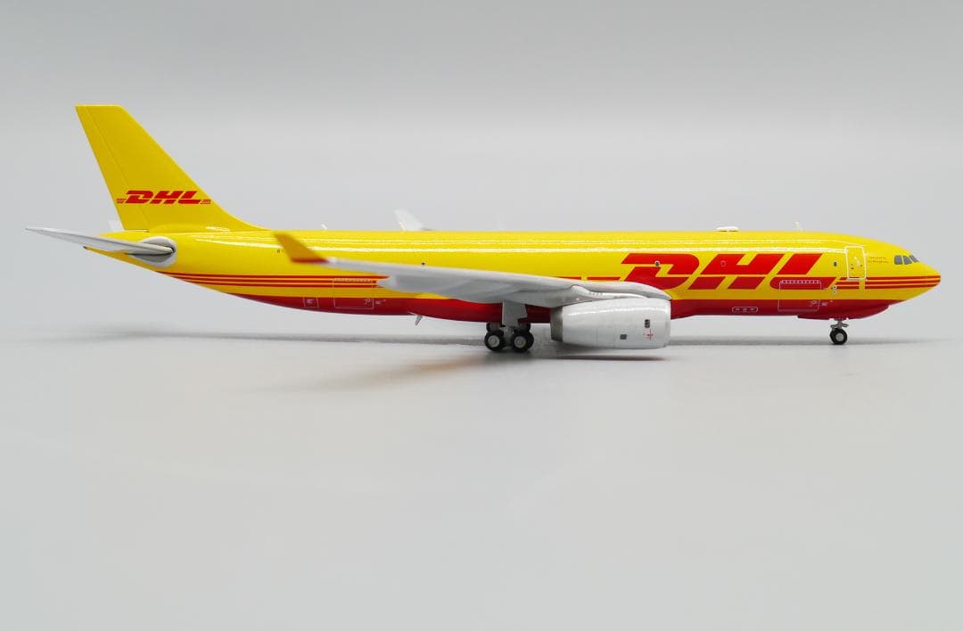 航空機・ヘリコプター DHL A330-200F B-LDP 1/400