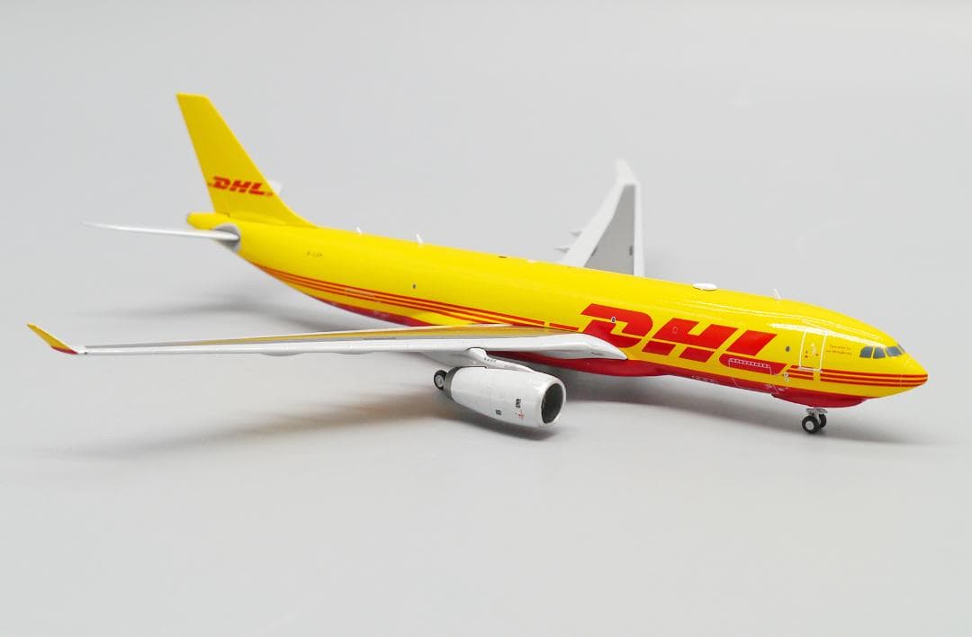 航空機・ヘリコプター DHL A330-200F B-LDP 1/400