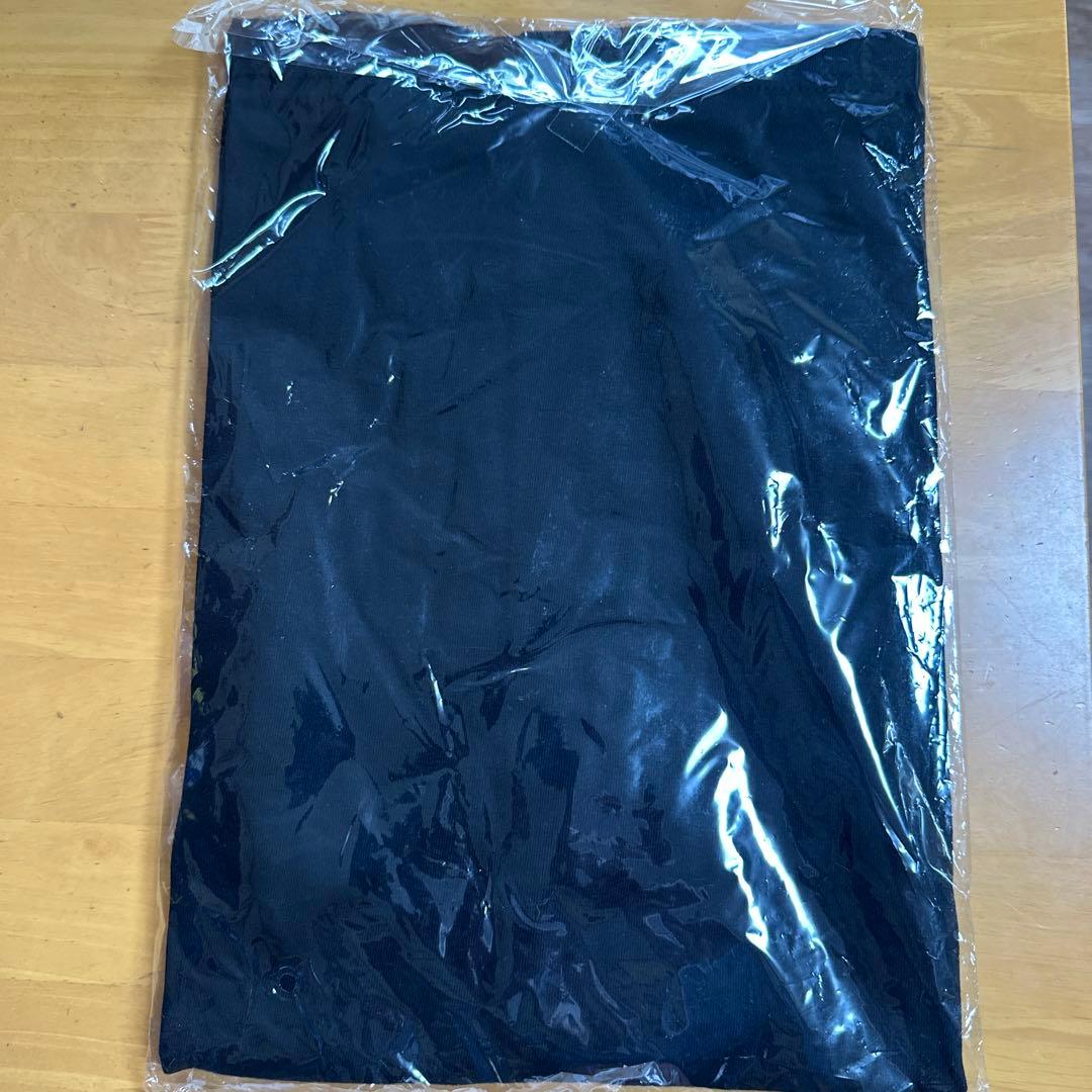 浜崎あゆみさんの大阪限定MFCシャツ 黒白セットMFG STORE MEDIUM