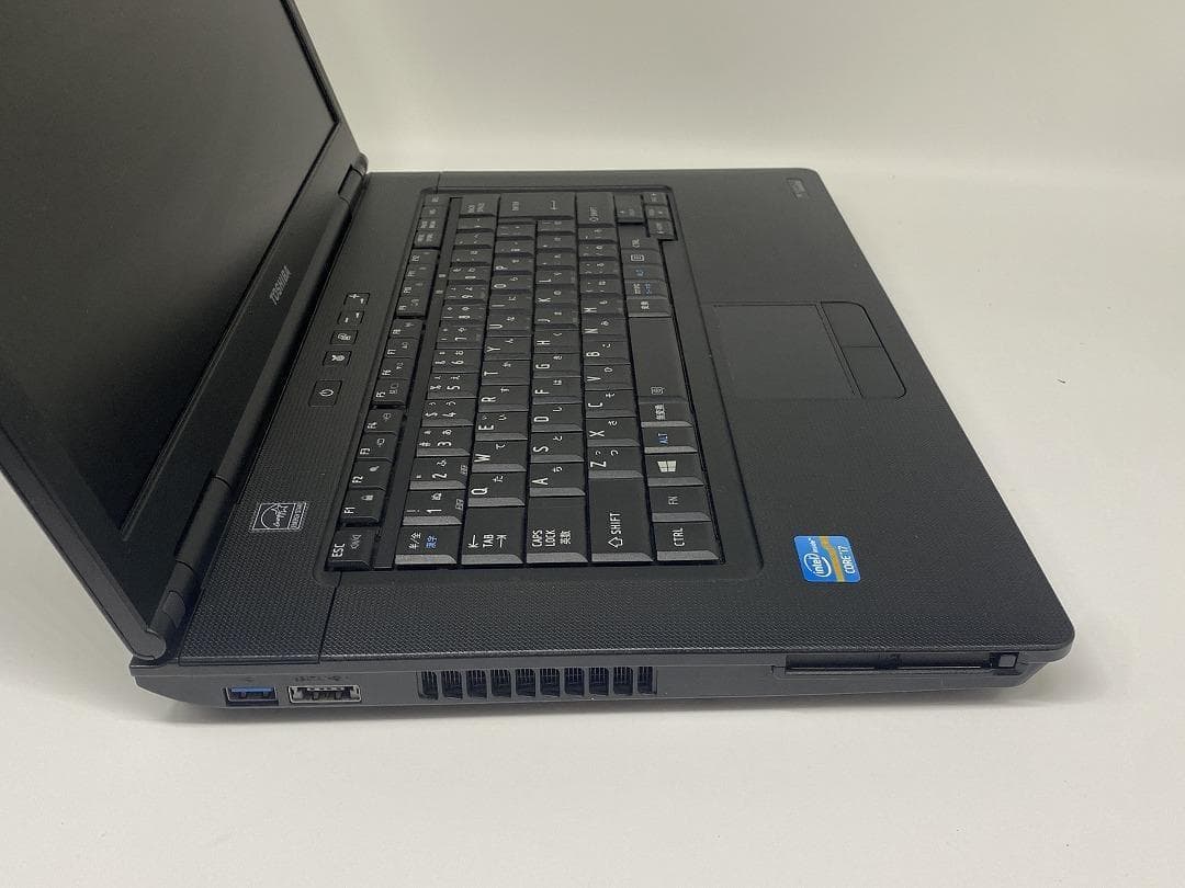 【東芝】爆速 Corei7/新品SSD256GB 15.6 ノートパソコン A4