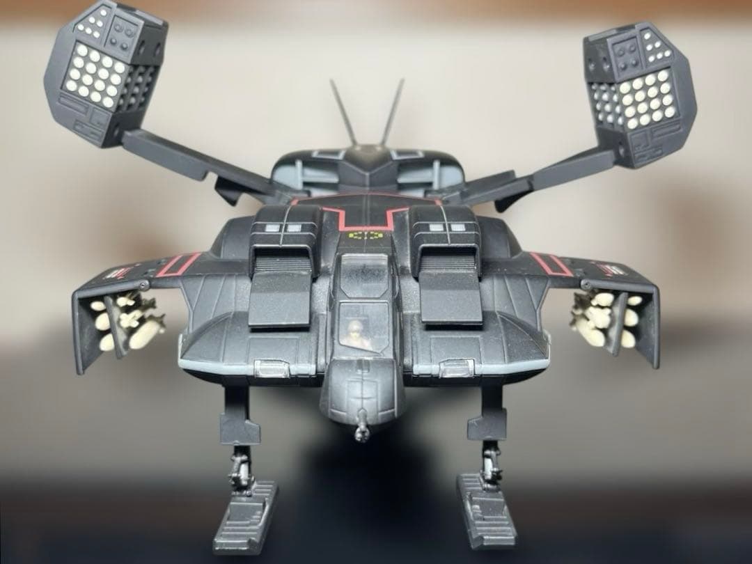 超レア❗️新世紀合金 1/72 エイリアンドロップシップ＃3 ブラックバージョン