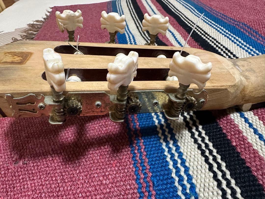 Paracho？Mexican guitar十