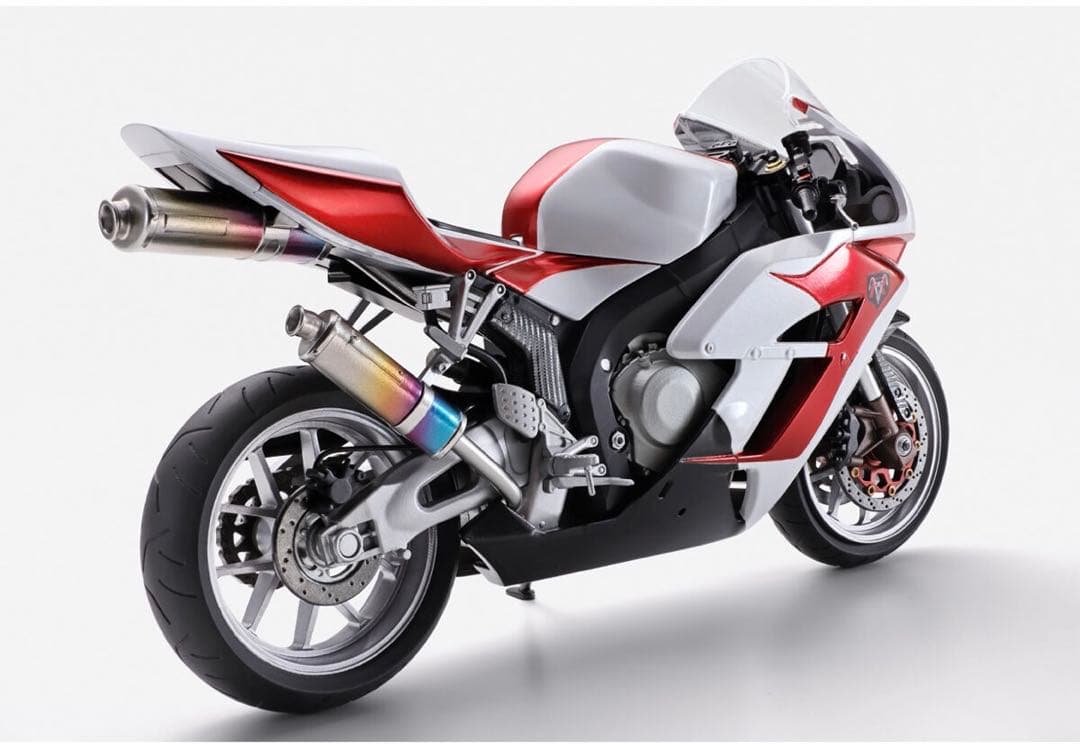 Ｓ・H figurearts 真骨彫　仮面ライダー NEXT 1号　&サイクロン