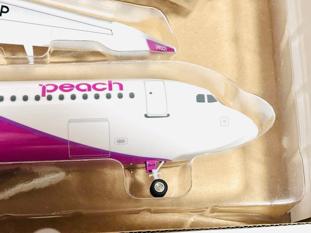クロスウィング 1/100 A321LR Peach Aviation