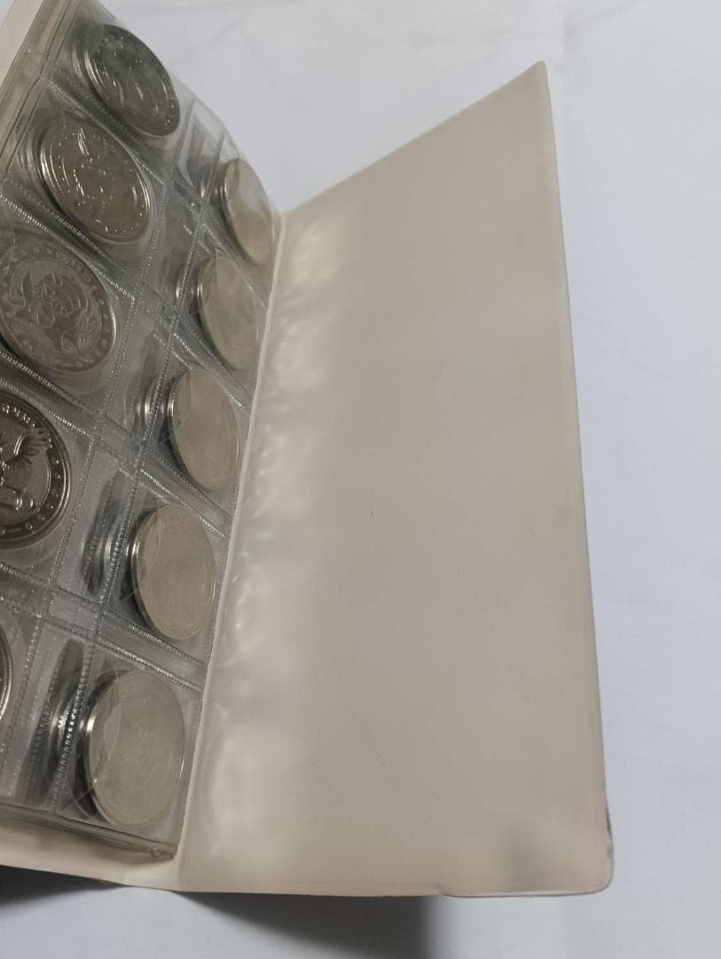 ポケモン メタル　フォルダ　40枚　明治　meiji オレンジ30