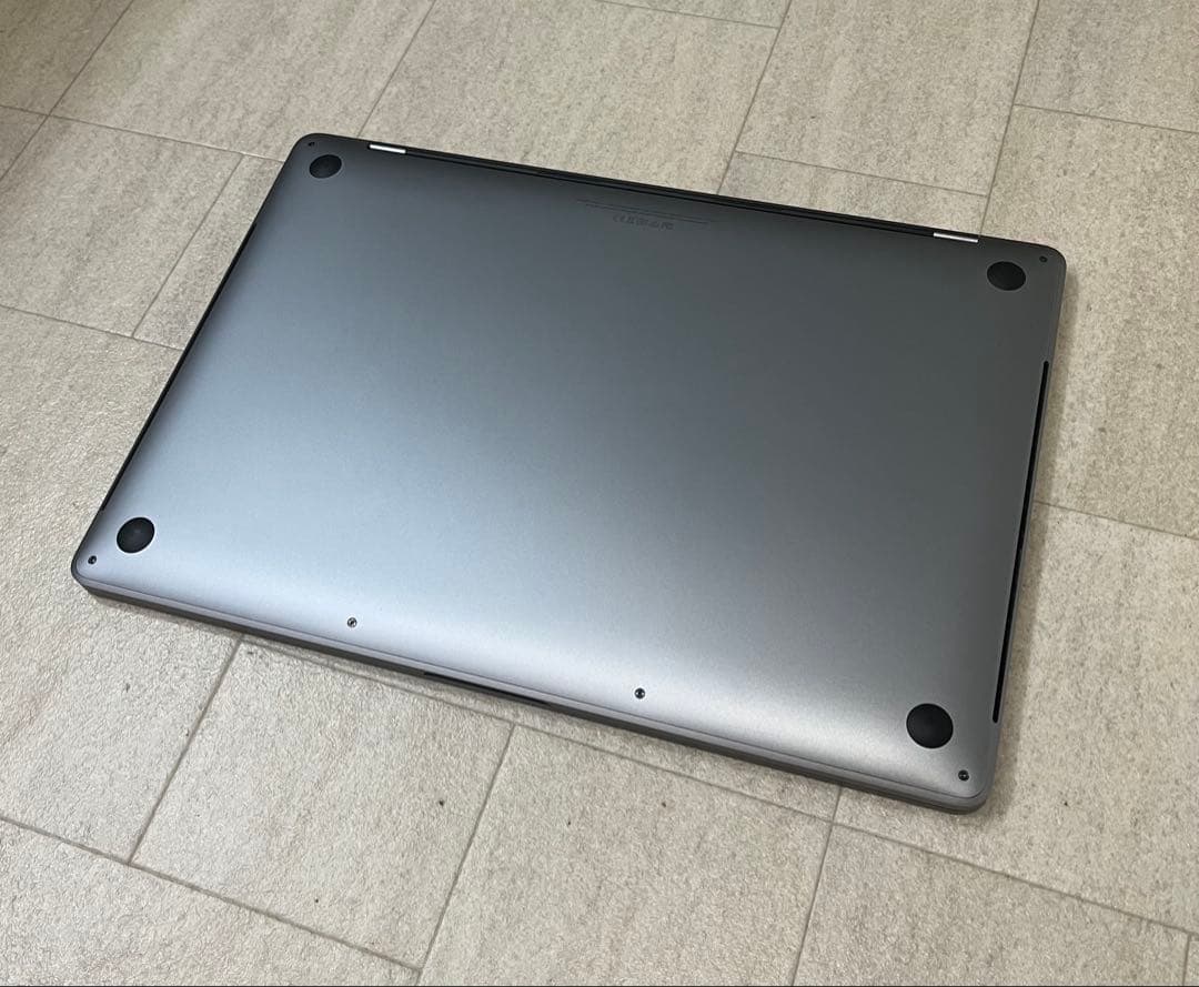 Apple Mac Pro 15インチ 1TB スペースグレー 充電器付機