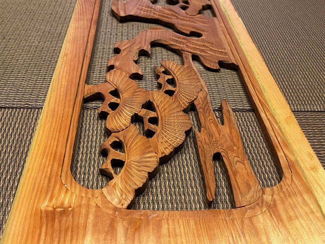 超絶希少★良品 アンティーク建具 木彫りの両面彫刻 欄間（らんま）松に鷹 1枚