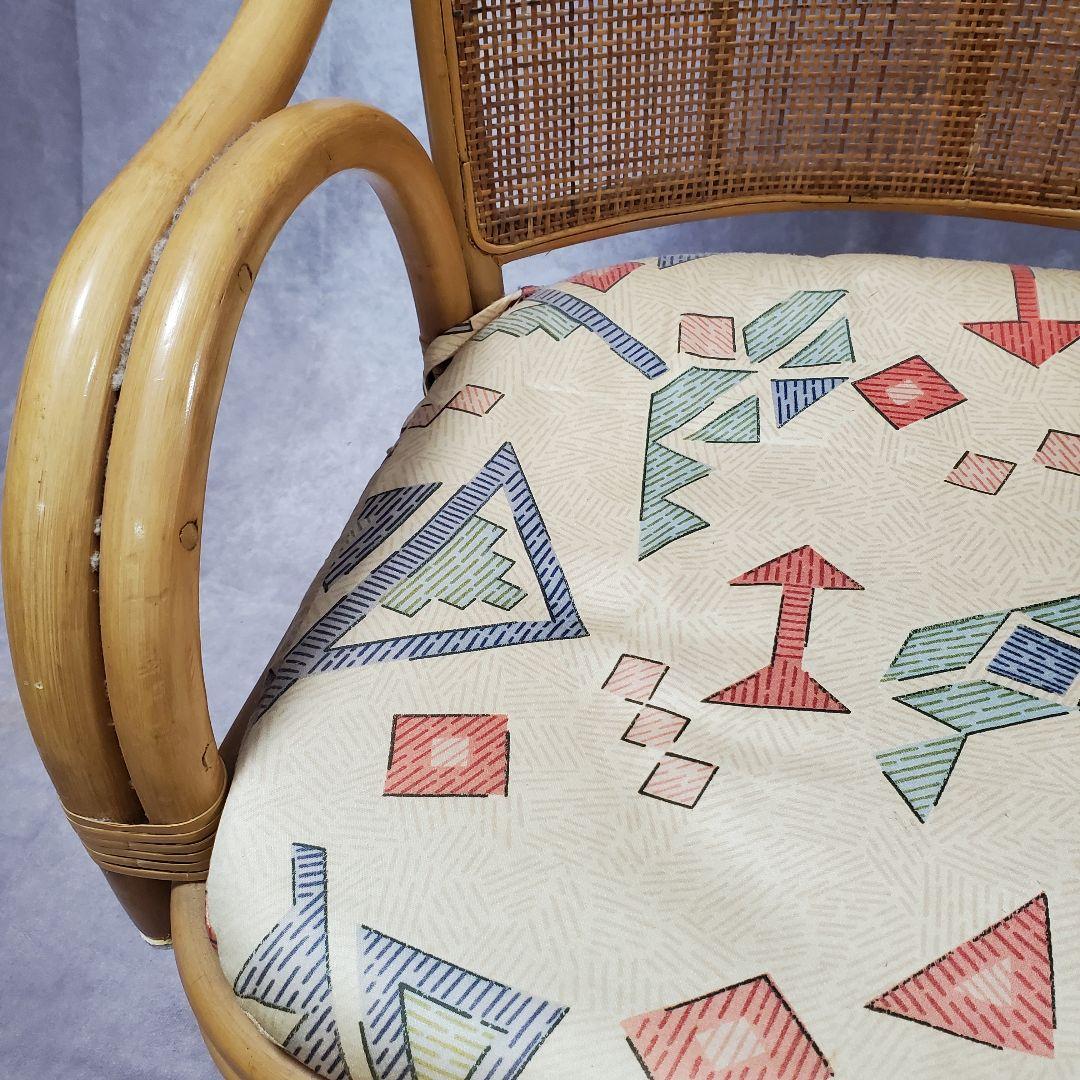 回転式座椅子籐椅子・クッション付き2脚セット　花柄　昭和レトロ　ヴィンテージ　籐