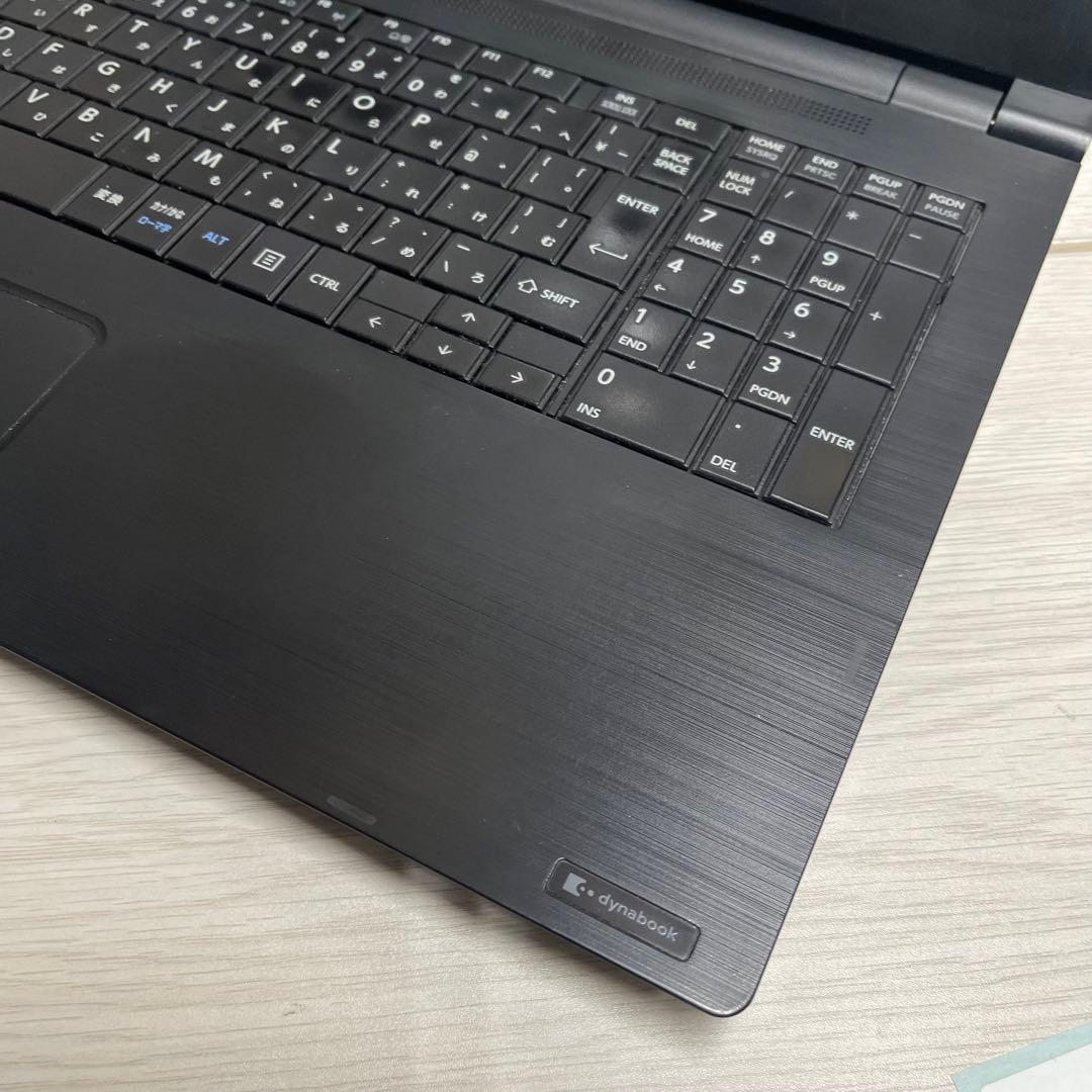 東芝 Dynabook B65/B 6世代i3-8GB SSD256GB
