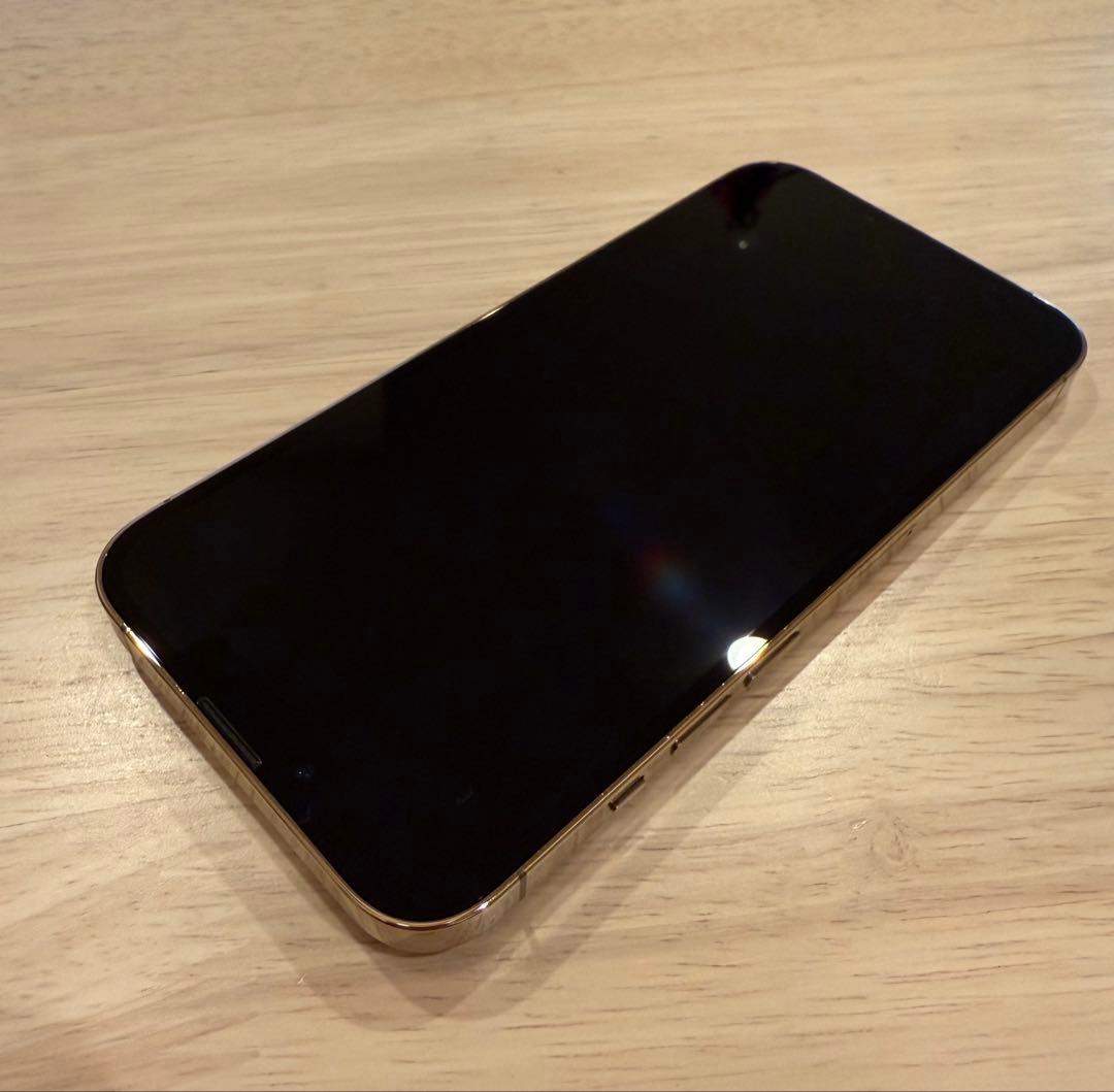 Apple iPhone 13 Pro ゴールド　256GB 箱とケーブル付き