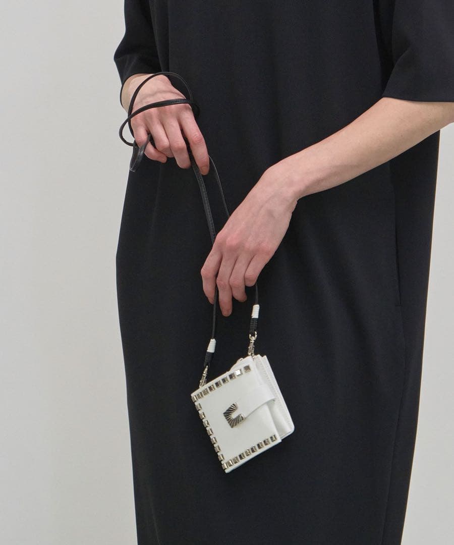 TOGA TOO 未使用　レザーショルダーウォレット