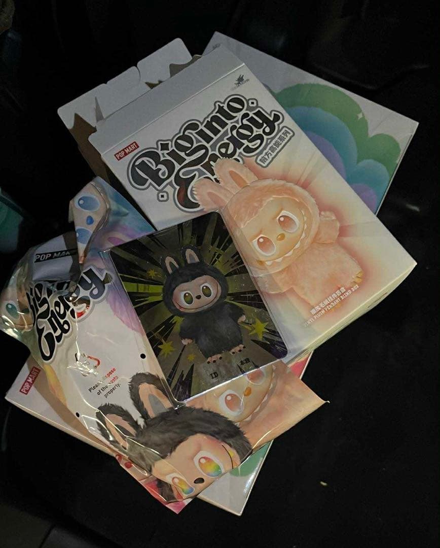 THE MONSTERS Big Into Energy ぬいぐるみ ID 本我