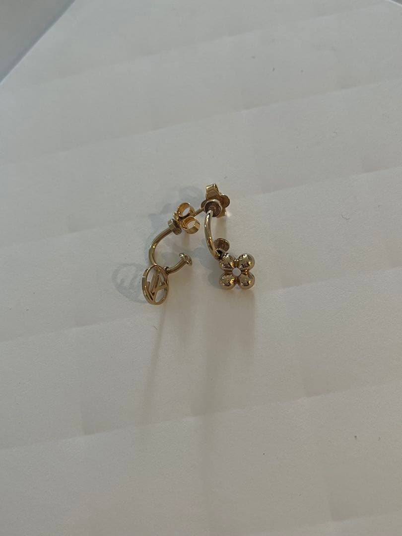 【極美品】ルイヴィトン　ピアス