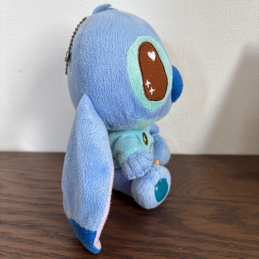 ディズニー スティッチ 香港 ぬいぐるみ 限定 スクランプ服