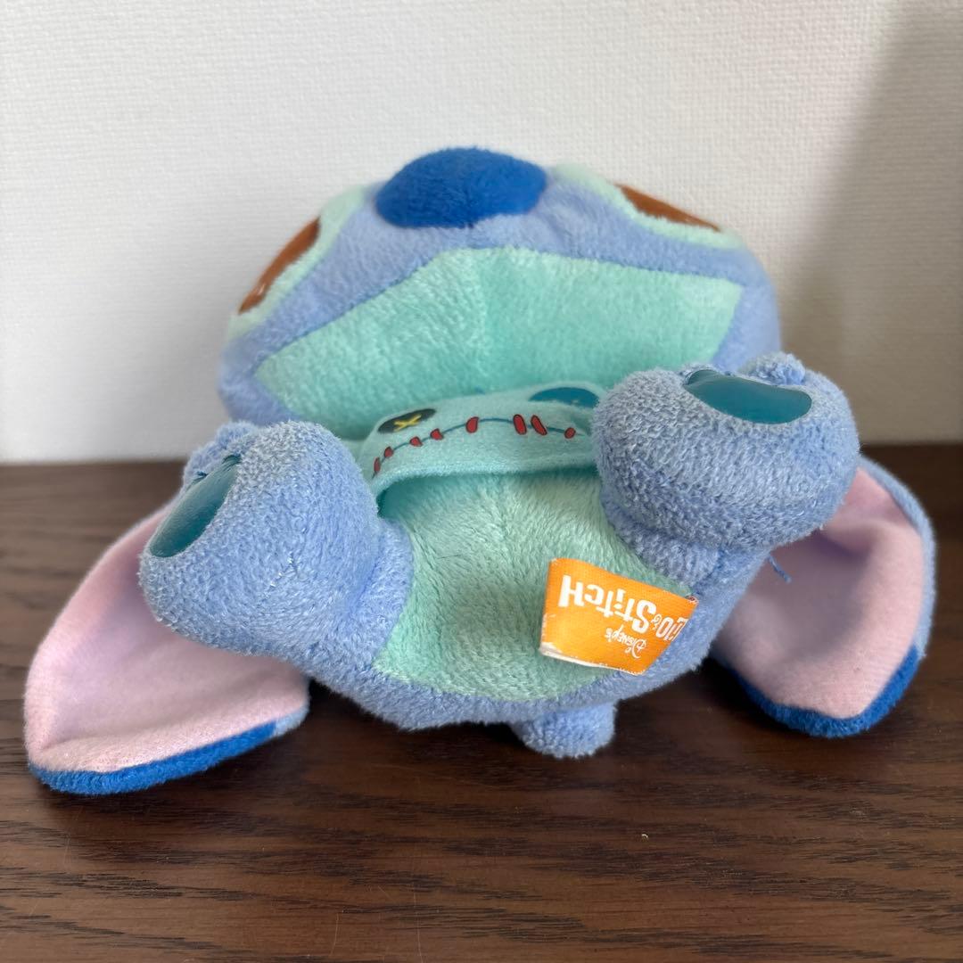 ディズニー スティッチ 香港 ぬいぐるみ 限定 スクランプ服