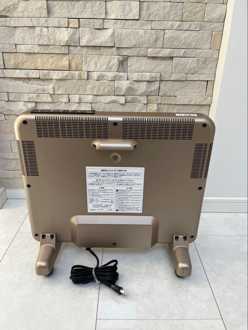 電気ヒーター Mina