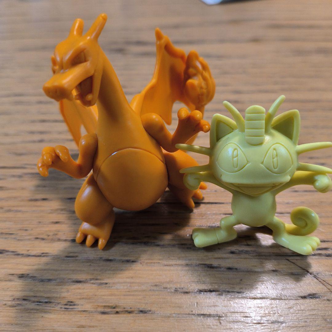 リザードン ニャース フィギュアセット　未塗装