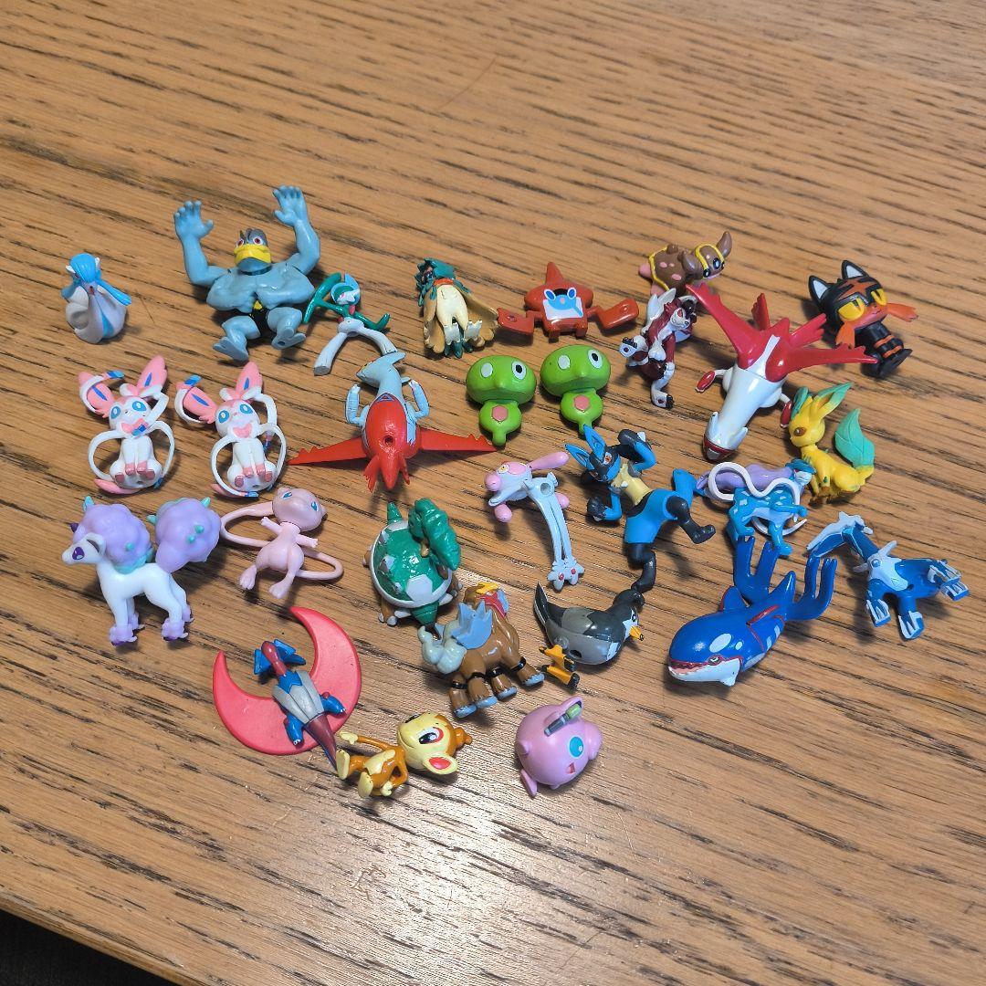 リザードン ニャース フィギュアセット　未塗装