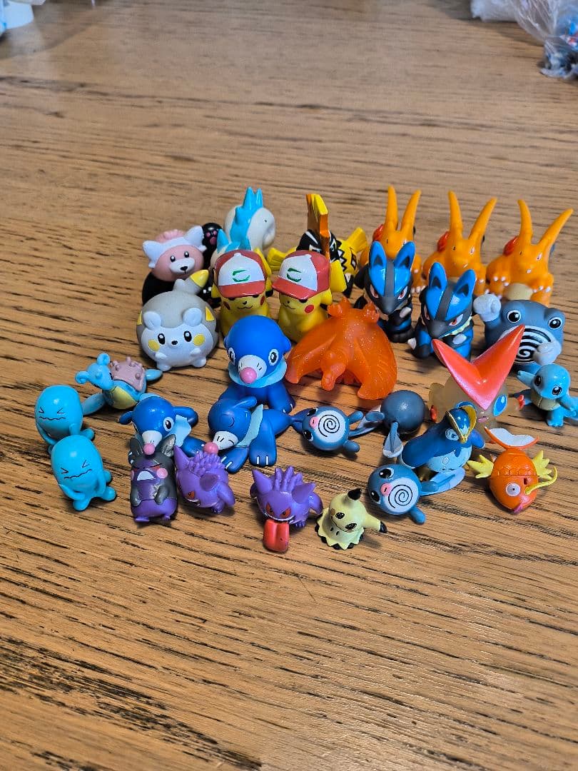 リザードン ニャース フィギュアセット　未塗装