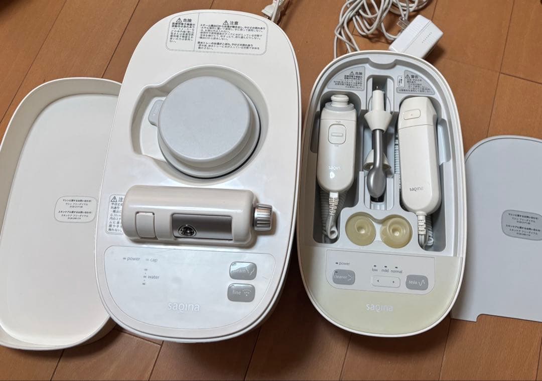 サキナ　美顔器　ピノ