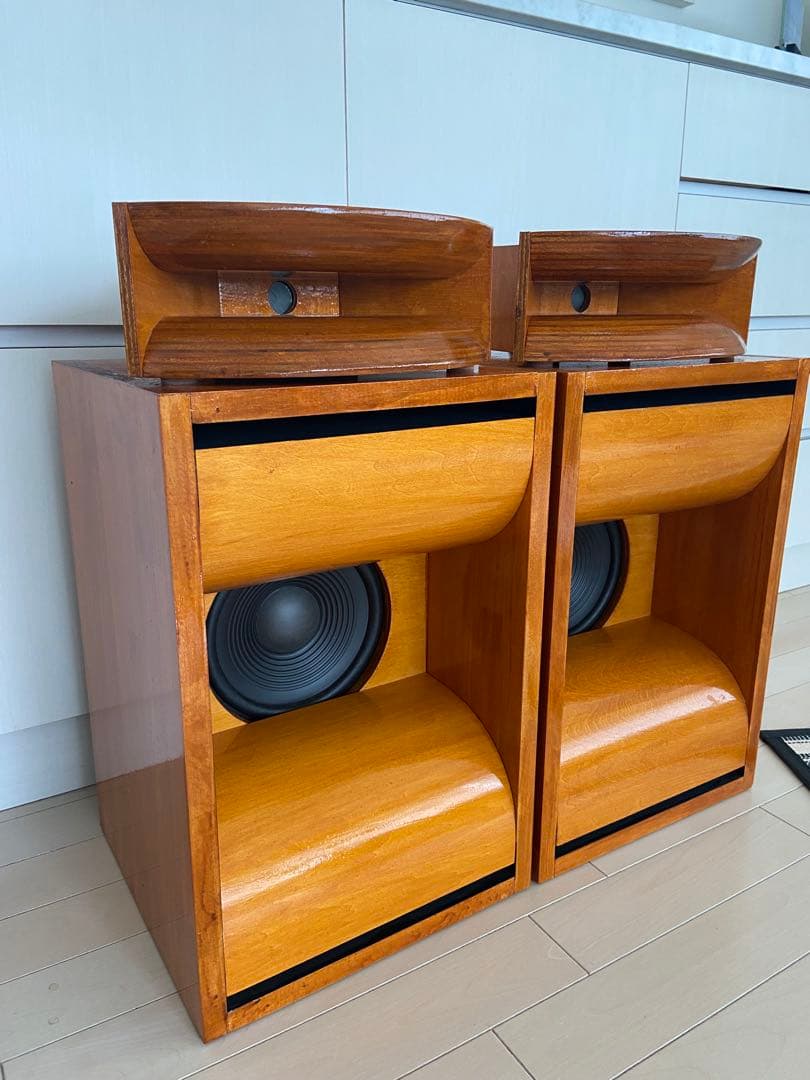 ウッドホーン搭載フロントロードホーンスピーカー