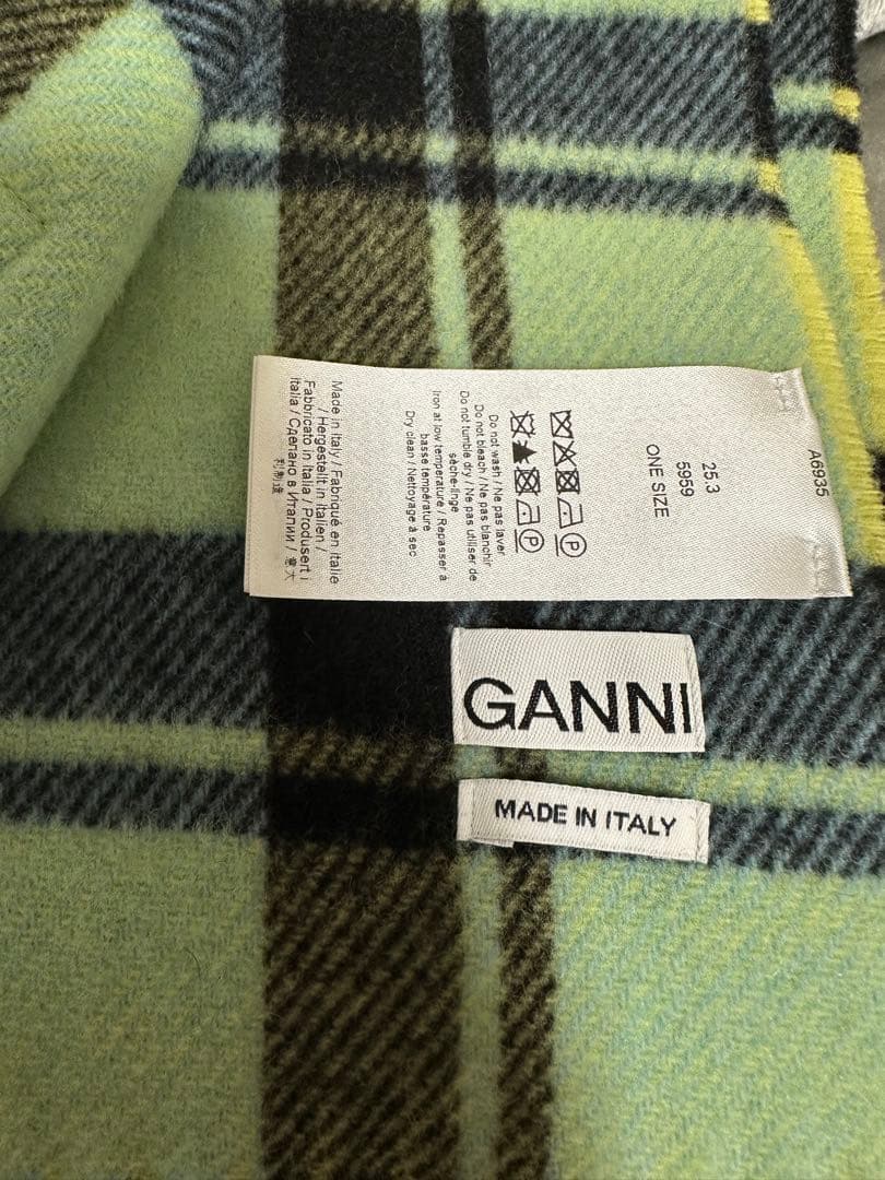GANNI ガニー　チェックマフラー