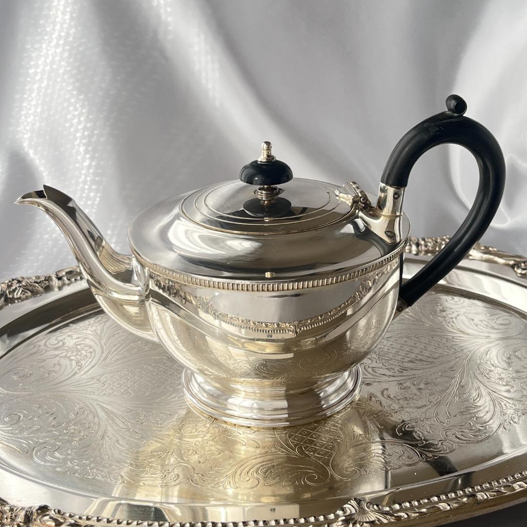 【 Garrard & Co. 】 アールデコ ティーポット【シルバープレート】