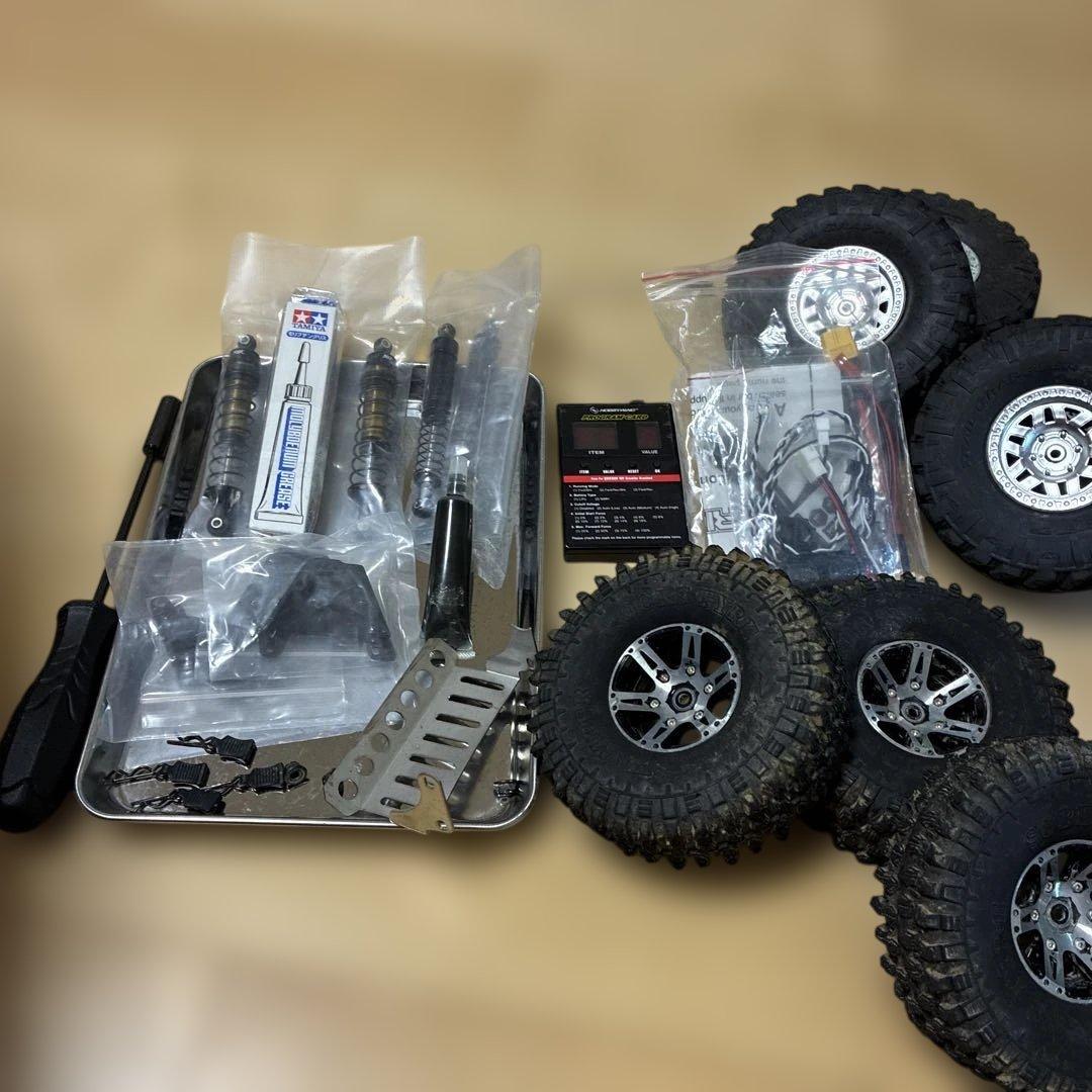 アキシャル scx10 iii ロッククローラー