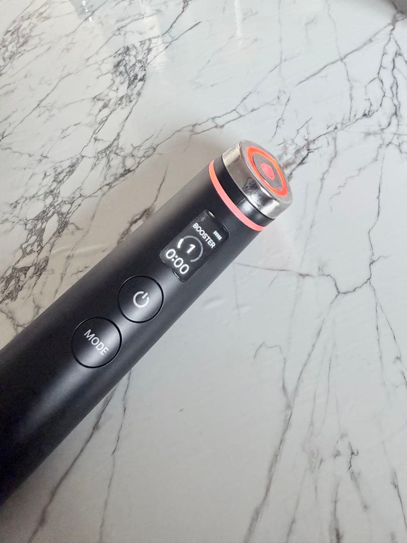 メディキューブ　AGE-Rブースタープロ 美顔器