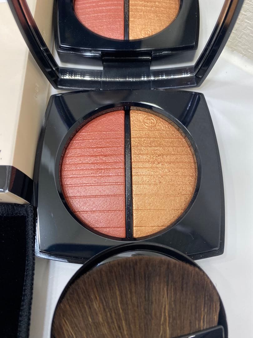 【美品】シャネル レベージュ ヘルシー ゴールデングロウ パウダー 特別限定品