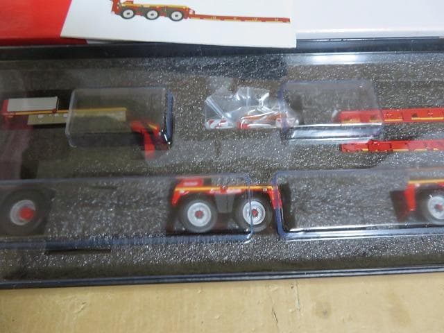 ミニカー WSI 1/50 Scania Lowloader 4ac Nooteboom