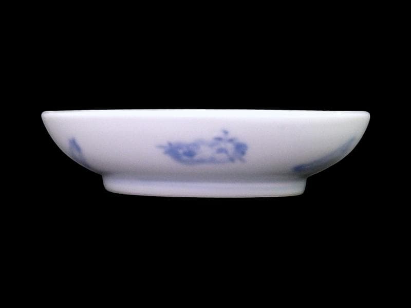 古伊万里　染付　微塵唐草の図　４寸皿　E409AS-CUt