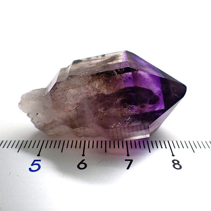 【ジンバブエ/ザンベジ産】アメジスト(Incゲーサイト)