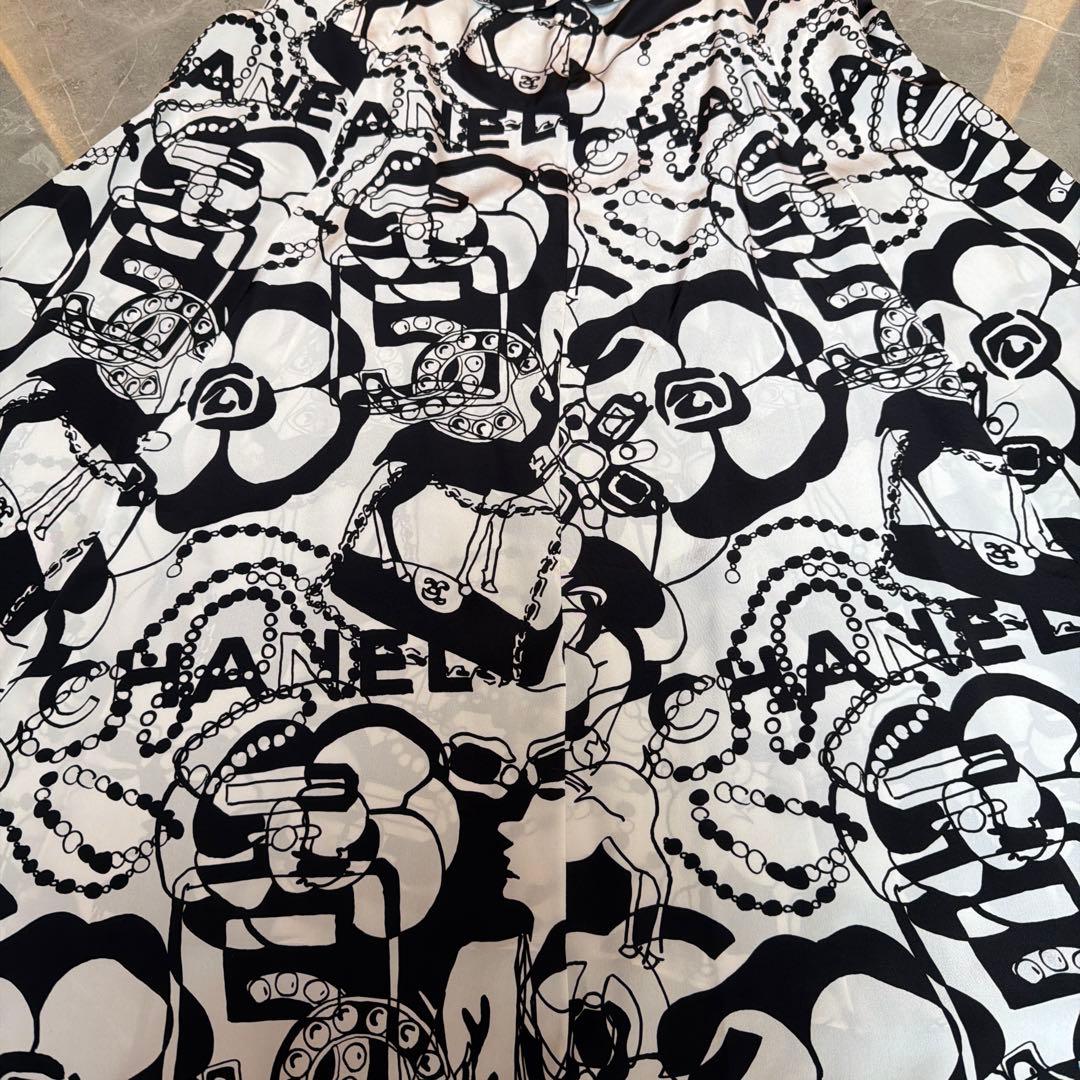 CHANEL フラワープリント フレアスカート