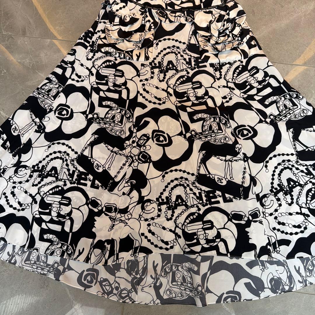CHANEL フラワープリント フレアスカート