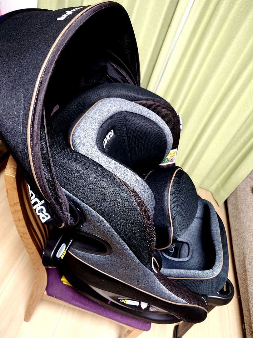 【美品】 アップリカ クルリラ プロテクト ISOFIX チャイルドシート