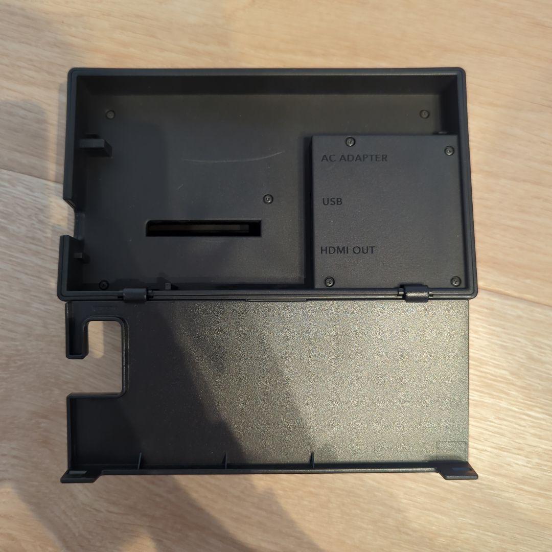 Nintendo Switch 本体（SDカード入）ケース付き