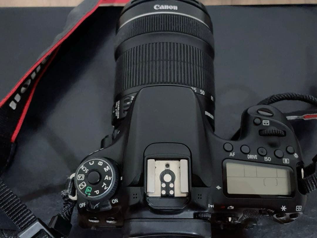 美品 Canon EOS 70D＋18-135mm レンズキット