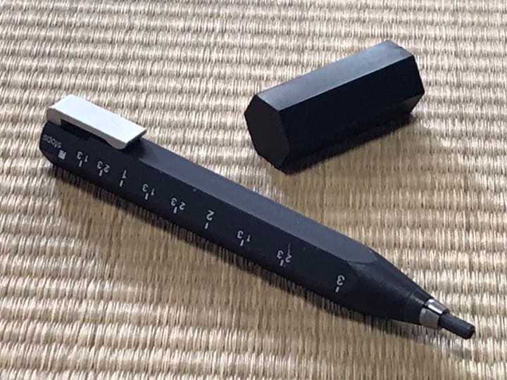 世界最高峰　カメラメーカー　SINAR ジナー　太芯シャープペン　サムホルダー