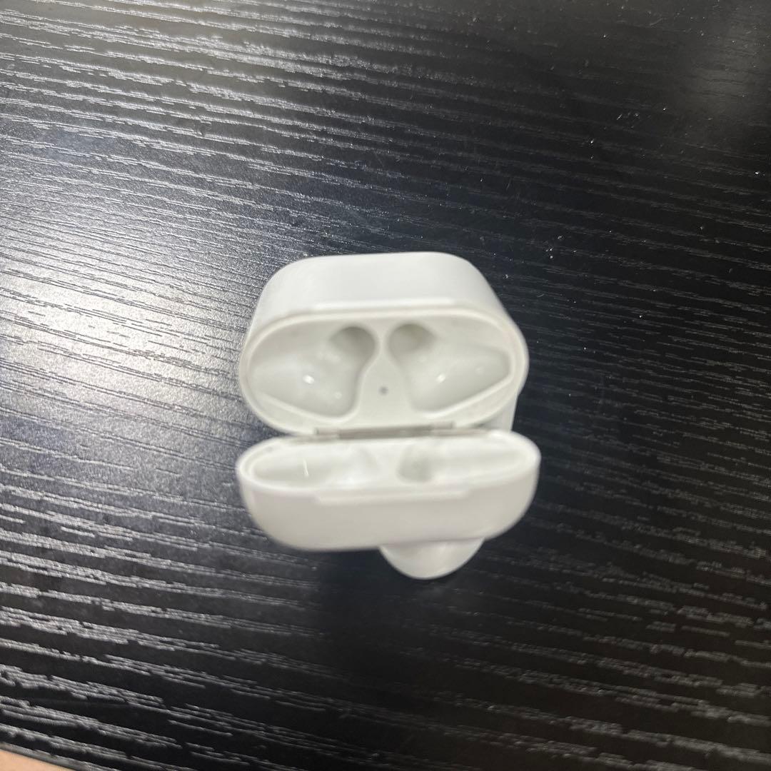 Apple AirPods エアーポッズ 第2世代 with Wireless…