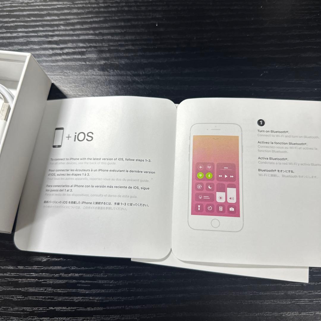 Apple AirPods エアーポッズ 第2世代 with Wireless…