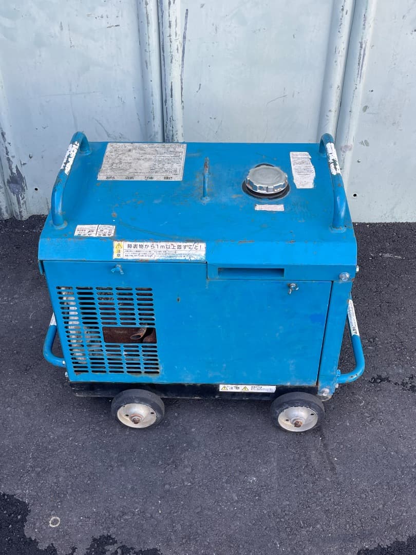 （ツルミ）セル付きエンジン高圧洗浄機防音　ガン・高圧ホース・給排水ホースセット