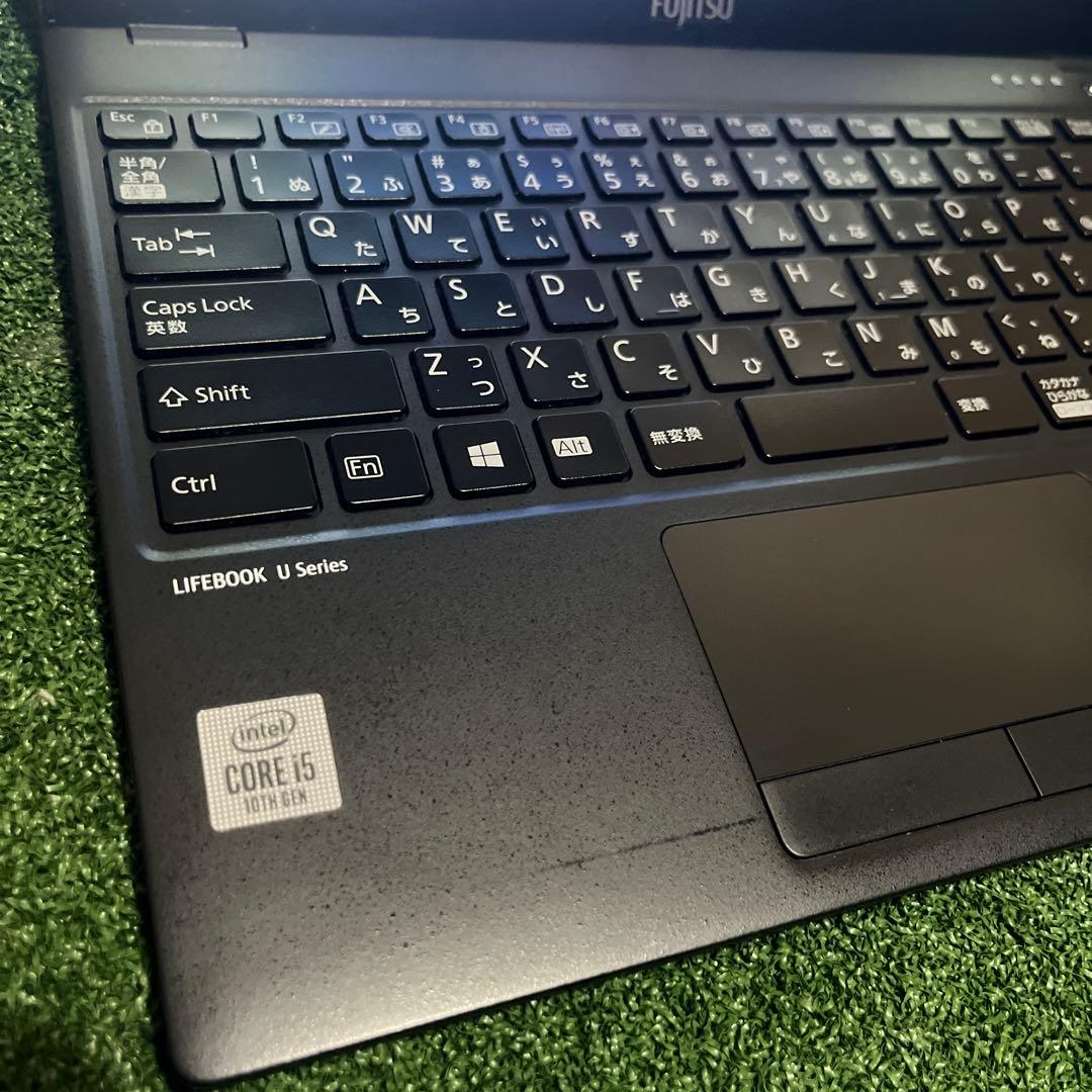 Fujitsu LIFEBOOK U9310　第10世代CPU