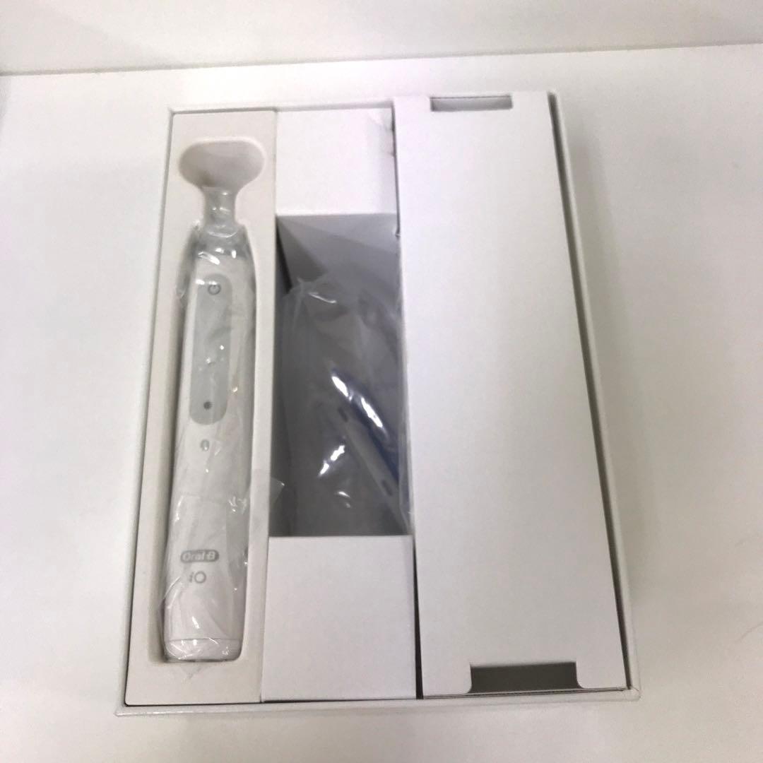 2318-Y オーラルB iO4 クワイトホワイト 4 電動歯ブラシ