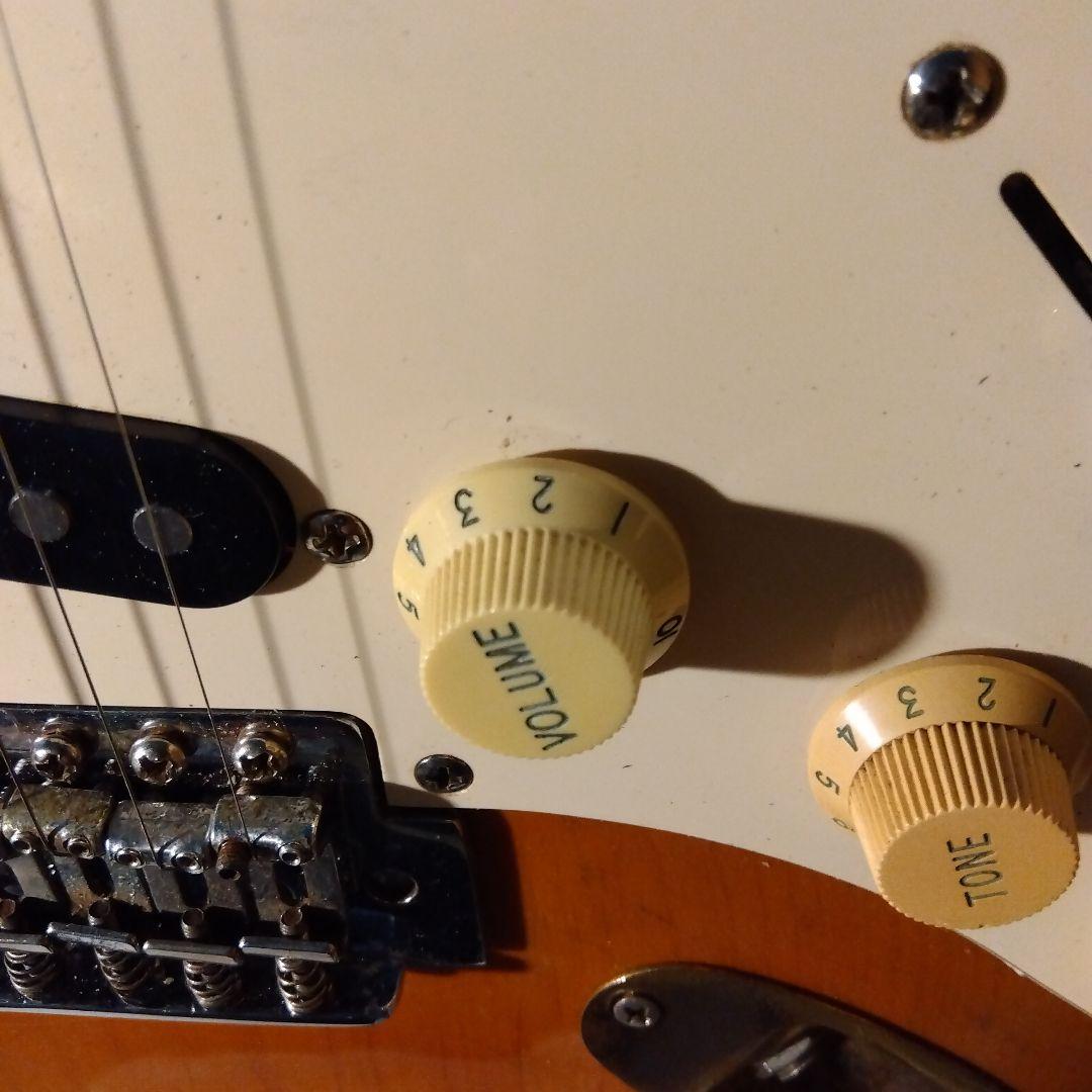 レリックストラトキャスター サンバースト エレキギター …