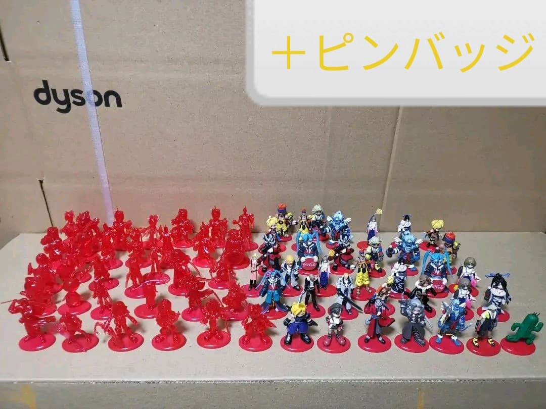 ファイナルファンタジー 人形 カード ピンバッジ ゲーム キャラクター