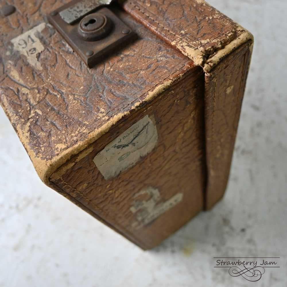 L3612-99-9 英国アンティーク トランク レザー 収納 かばん イギリス