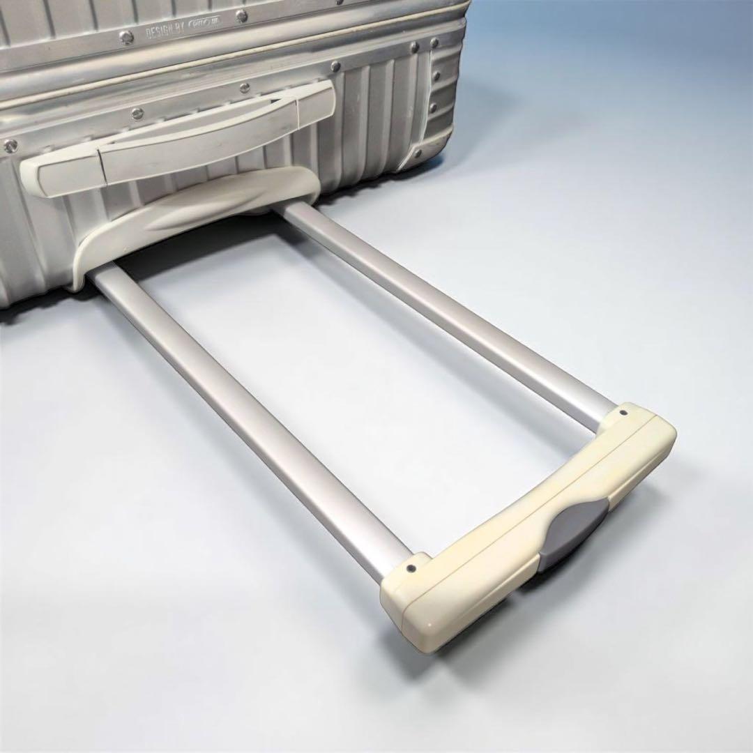 大型 RIMOWA リモワ トパーズ アルミ キャリーケース 旅行 4輪 青ロゴ