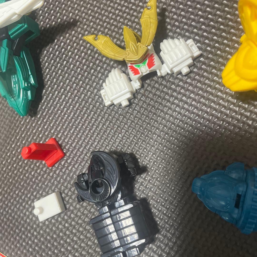 ミニプラ　ハリケンジャロボ